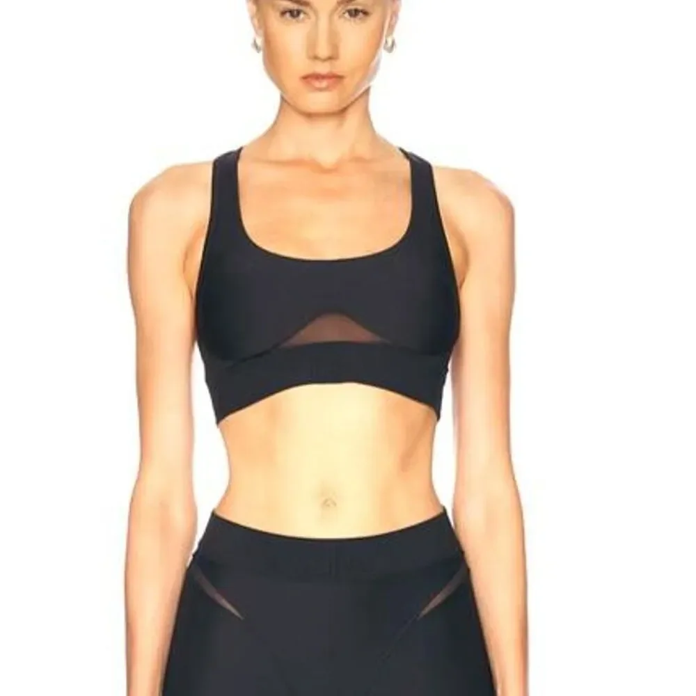 ALO Yoga Airlift Rebel Sports Bra Black Size Small NWT